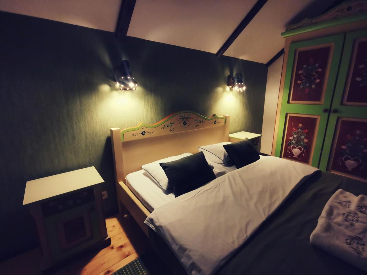 Pensiunea Casa Moga Bucium  Bagian luar foto