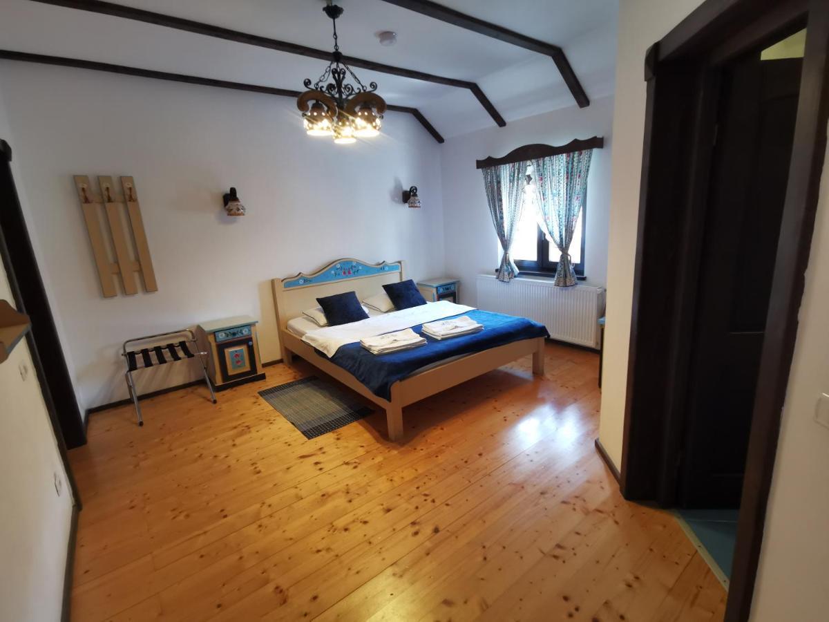 Pensiunea Casa Moga Bucium  Bagian luar foto